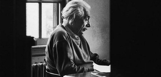 ალბერტ აინშტაინი