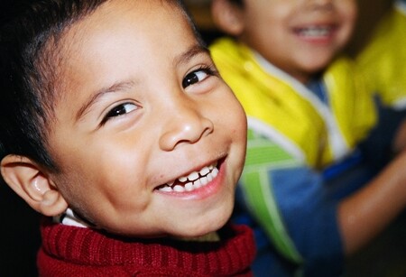 დაემსგავსეთ ბავშვებს