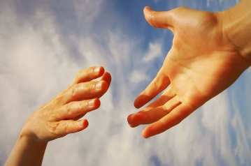 წაქცეულის ფეხზე წამოყენება