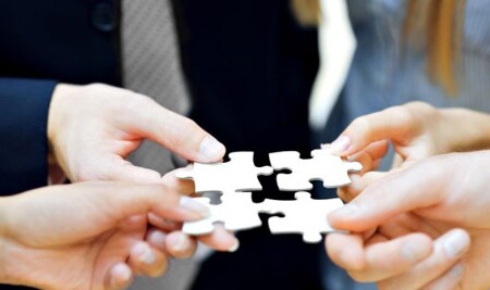 ურთიერთობები